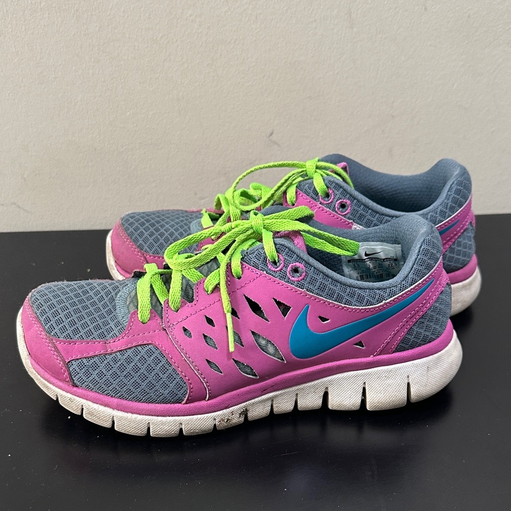 Nike: Women’s Running Shoes
